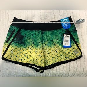 NWT Women’s Pelagic Oceanflex Mahi Fishing Shorts